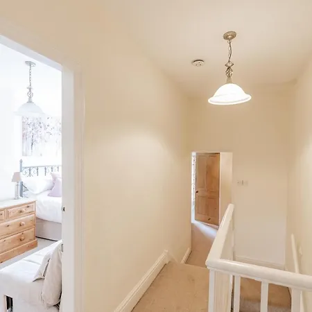 度假居 Strayside - Cosy Dog Friendly Sleeps 4. 5 Mins Walk To Hospital And 15 Mins Walk To Town Centre *