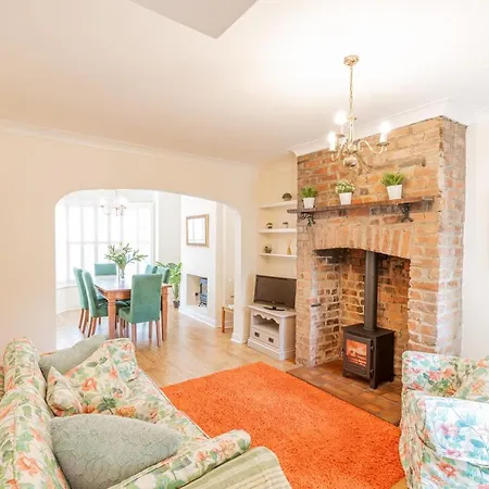 Strayside - Cosy Dog Friendly Sleeps 4. 5 Mins Walk To Hospital And 15 Mins Walk To Town Centre 哈罗盖特